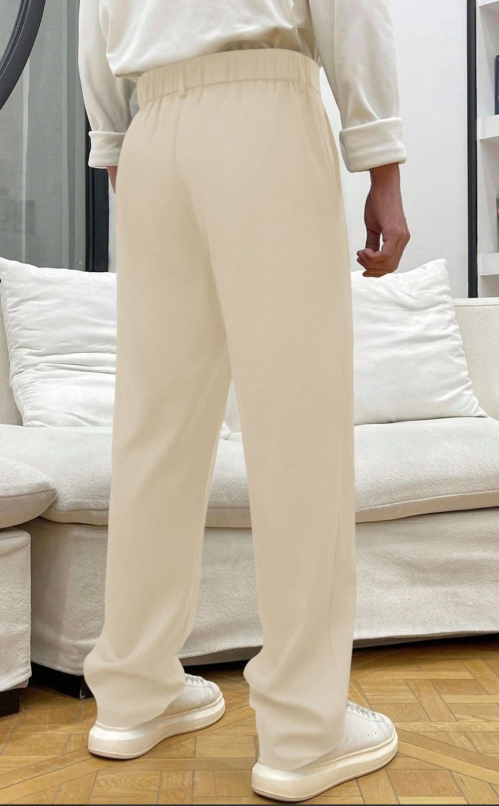 Men's Premium Beige Pleated Relaxed-Fit Trousers